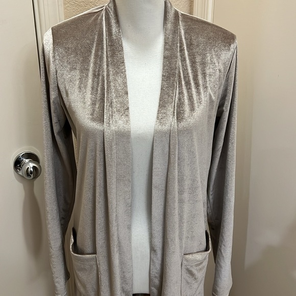 Young fabulous & broke velvet duster - Picture 3 of 6